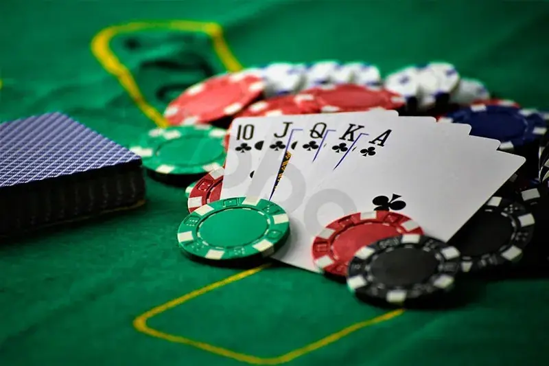 Lucky days casino pokerbord